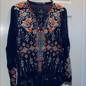 Johnny Was front tie v-neck shirt